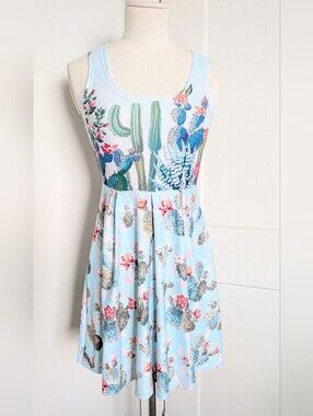 Boutique Cactus Floral Skater Dress Small Light Blue Reversible Fit and Flare